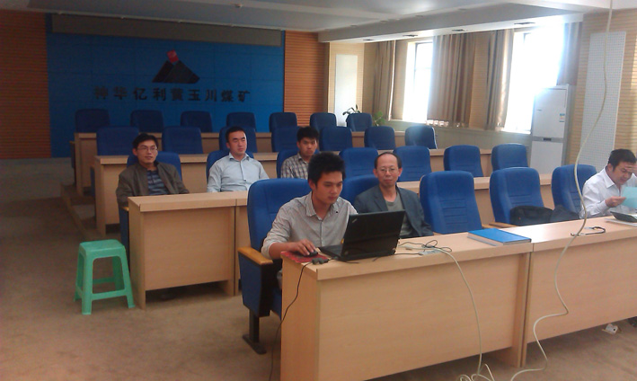 黄玉川课堂一角2012.JPG 黄玉川课堂一角2012.JPG