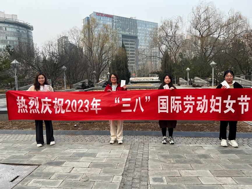 风韵犹存熟妇一区二区三区