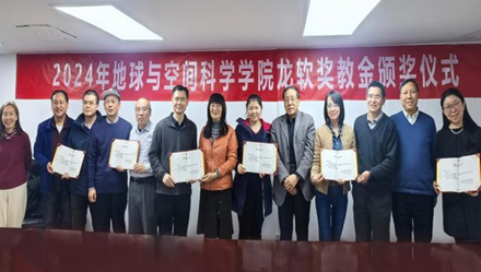 风韵犹存熟妇一区二区三区